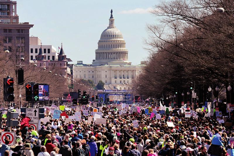 美50万人华盛顿游行呼吁控枪