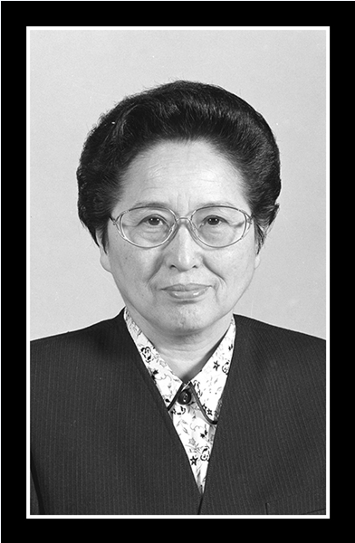 著名的社会活动家，中国国民党革命委员会的杰出领导人，中国共产党的亲密朋友  何鲁丽同志逝世 
