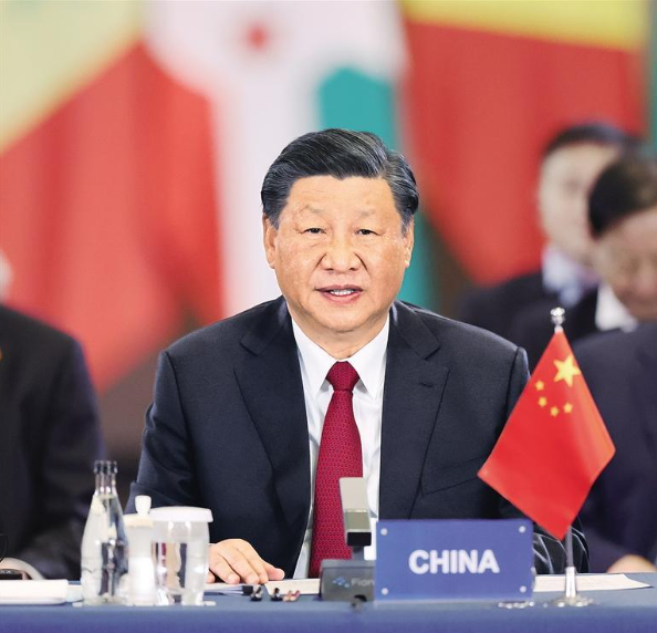 习近平和南非总统拉马福萨共同主持中非领导人对话会