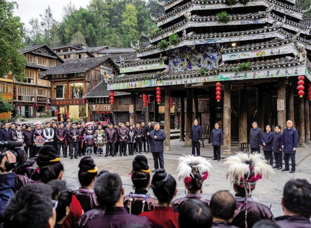 习近平在贵州考察时强调 坚持以高质量发展统揽全局 在中国式现代化进程中展现贵州新风采  蔡奇陪同考察