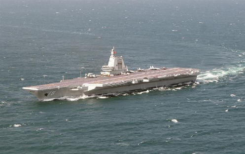 福建舰，首次海上实兵训练